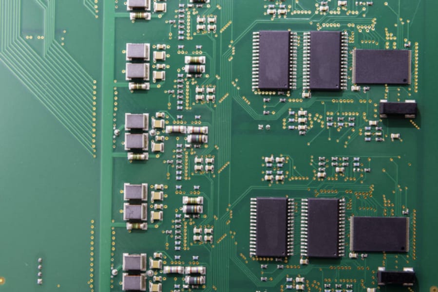 pcb過孔最小多少，pcb過孔最小尺寸？